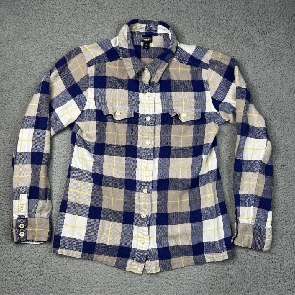 Patagonia Blue and White Plaid Button Down Shirt